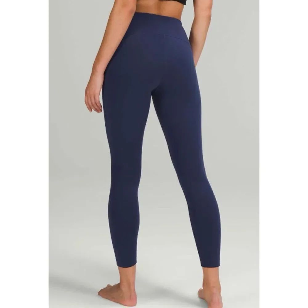 Lululemon Instill High-Rise Tight 25" in Night Sea Size 4